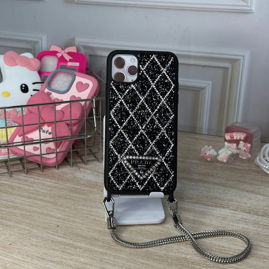 Prada diamante negro + strap IPH 11 PRO MAX
