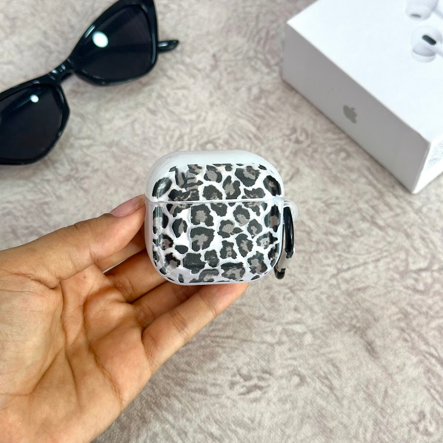 P AirPods serie 1/2 animal print negro