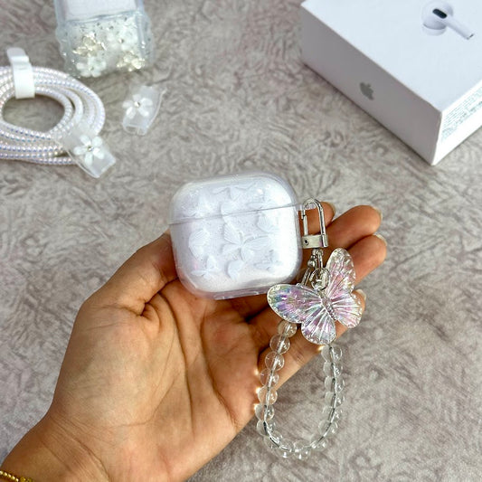 P AirPods serie 4 mariposas blancas