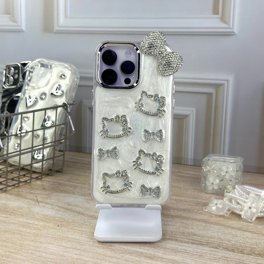 Hello Kitty lazo brillante IPH 14 PRO MAX