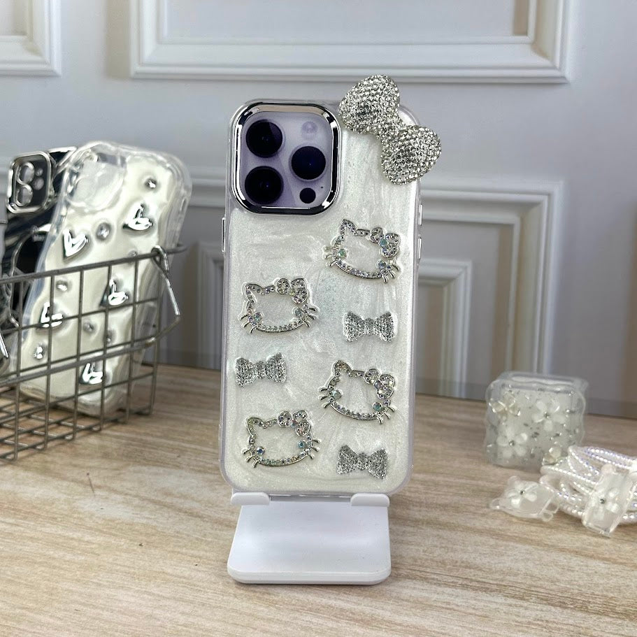 Hello Kitty lazo brillante IPH 12 PRO MAX