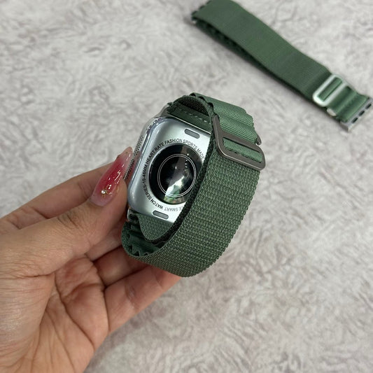 Manillas tejidas verde con broche