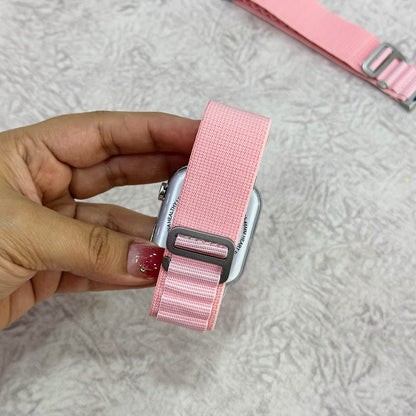 Manillas tejidas con broche rosadas