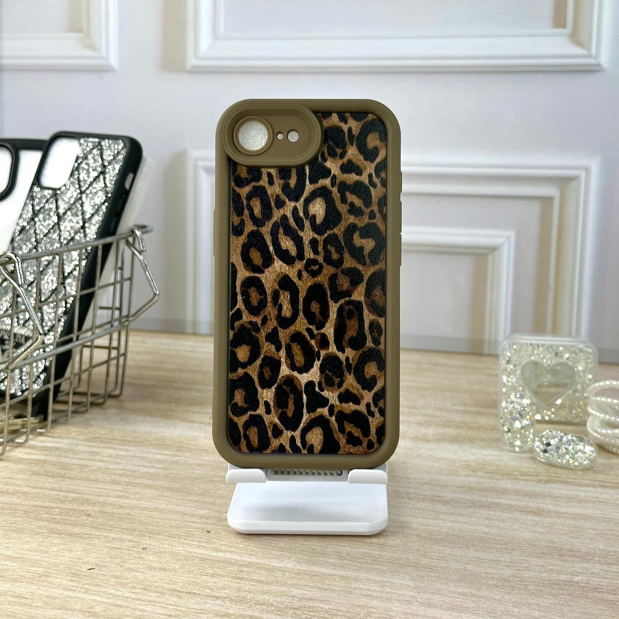 ANIMAL PRINT CAFE IPH 16E