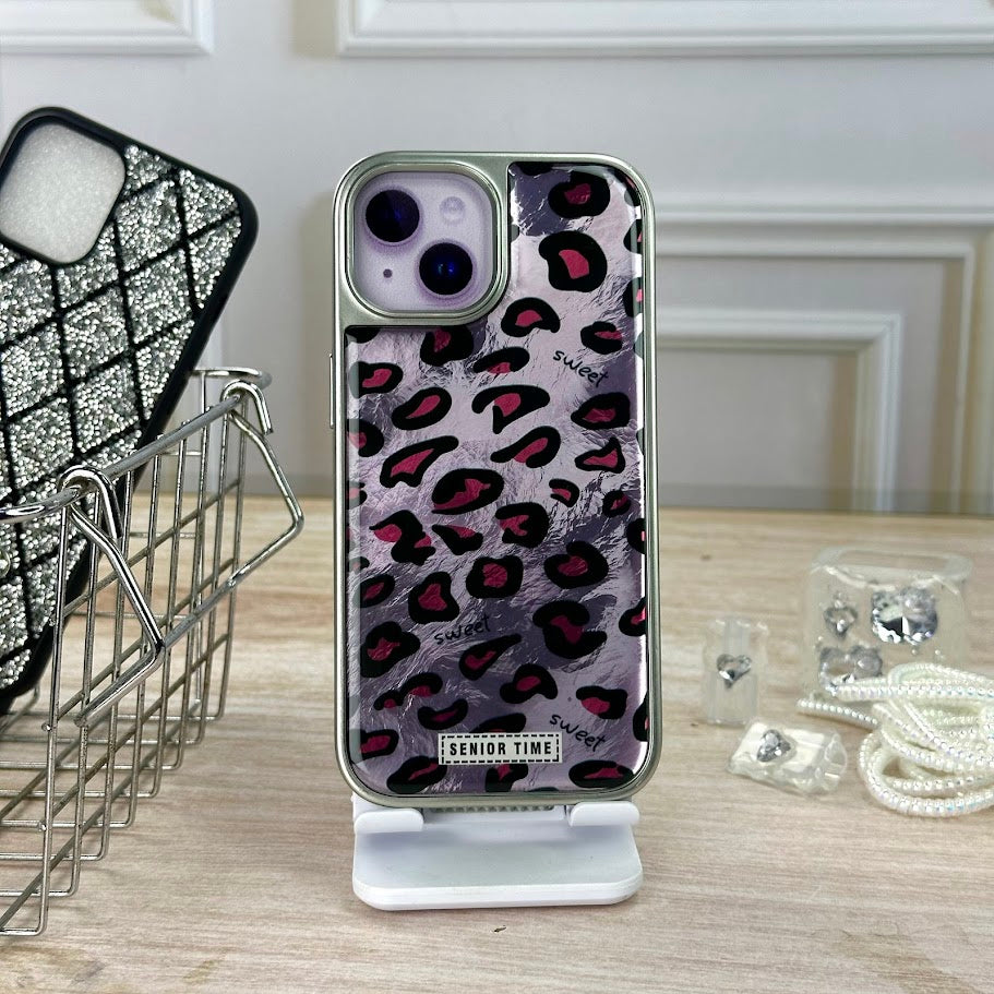 Animal print rosa IPH 15