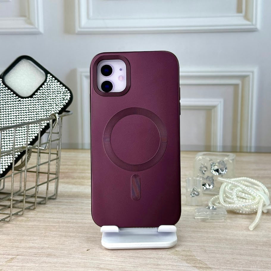 Mags satinado morado nude IPH 11