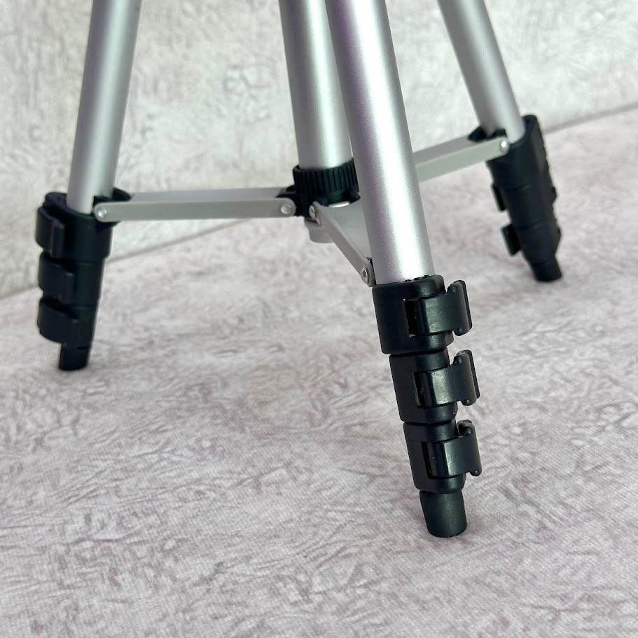 tripode profesional dk - 3111 / ACCESORIOS