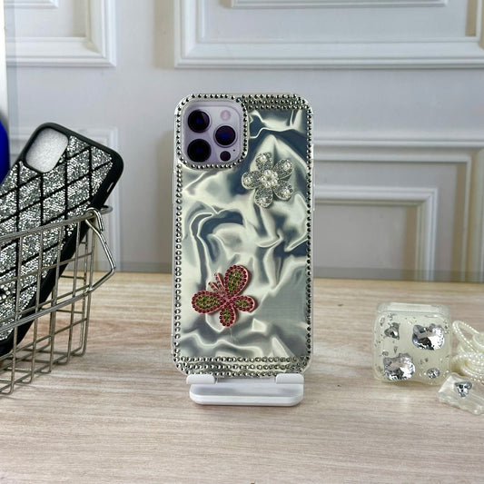 Mariposa verde IPH 12 PRO MAX