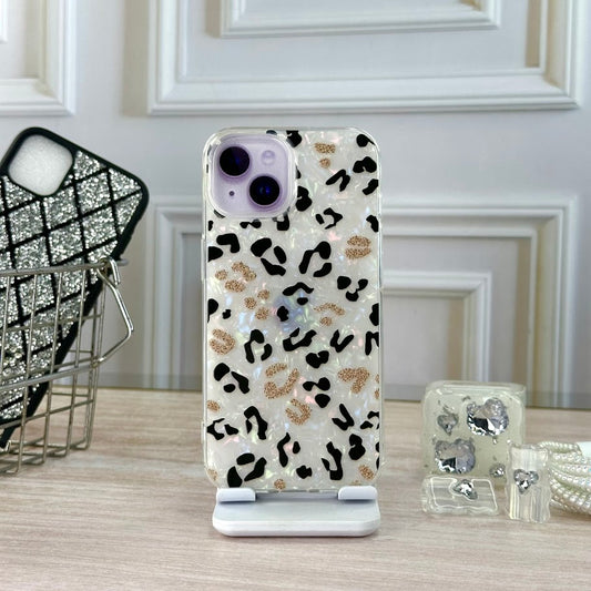 Animal print blanco IPH 15