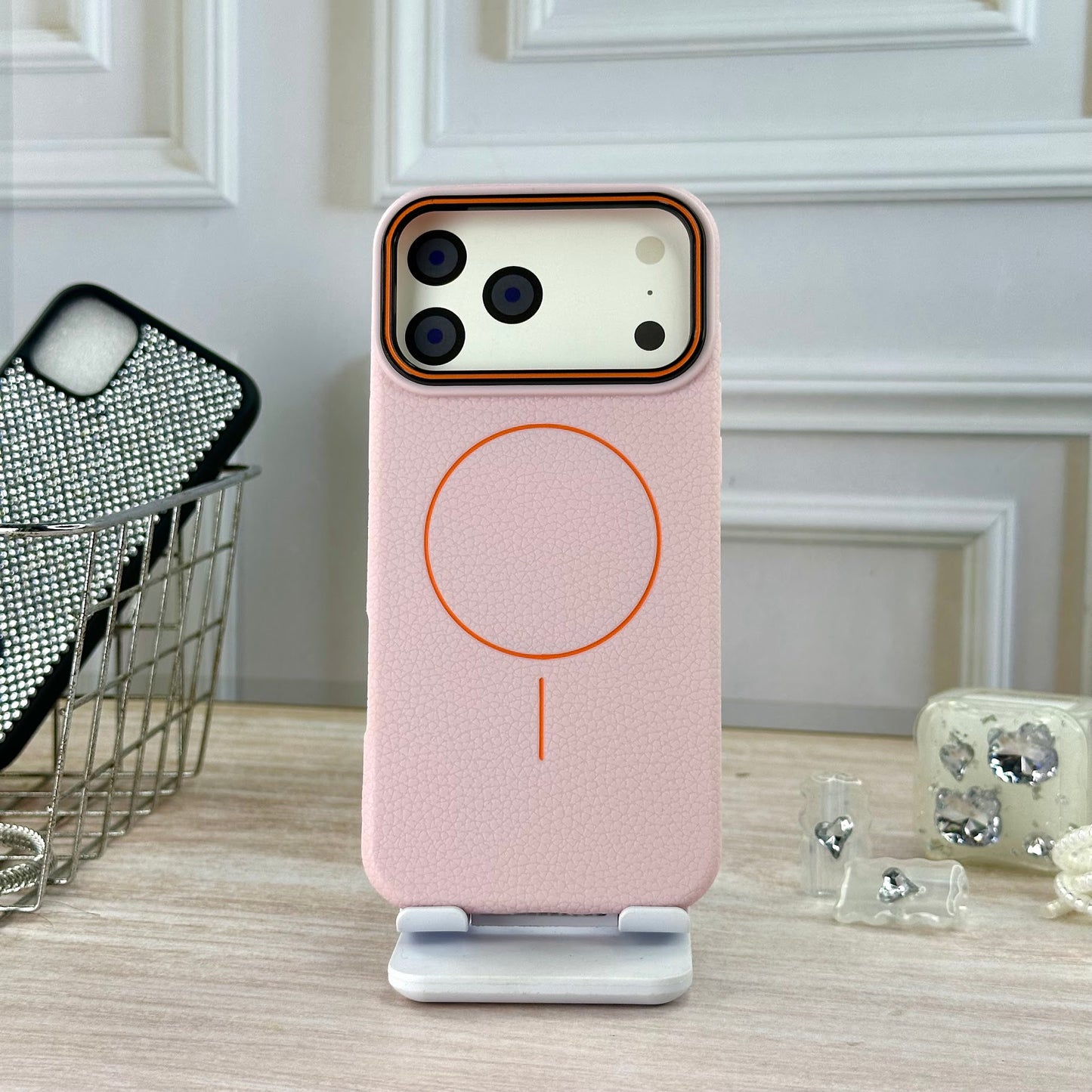 Tipo cuero rosa IPH 17 PRO MAX