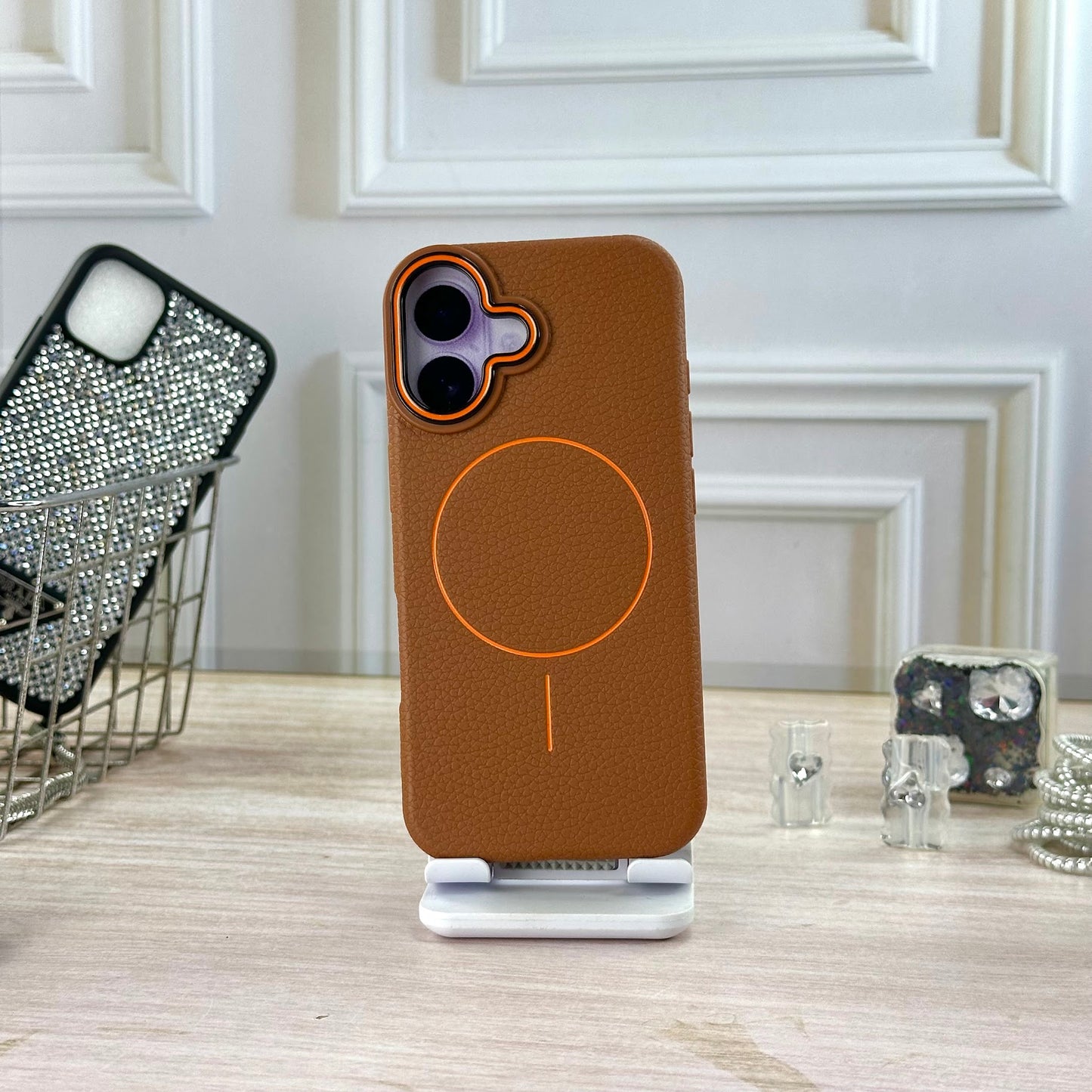 Tipo cuero cafe IPH 17