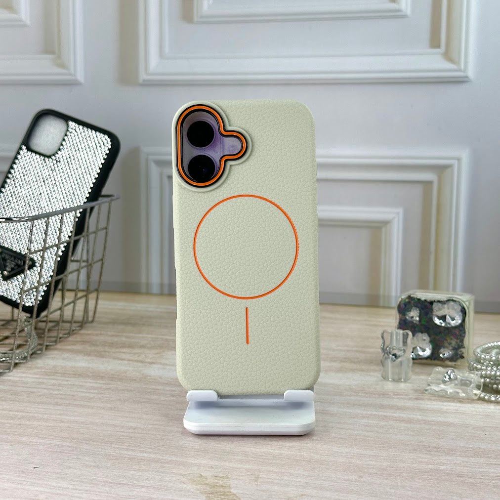 Tipo cuero beige IPH 17