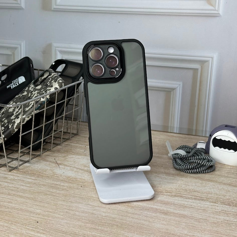 Tipo 1 negro IPH 16 PRO