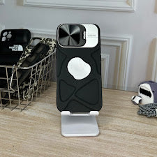 Manzana negra IPH 16 PLUS